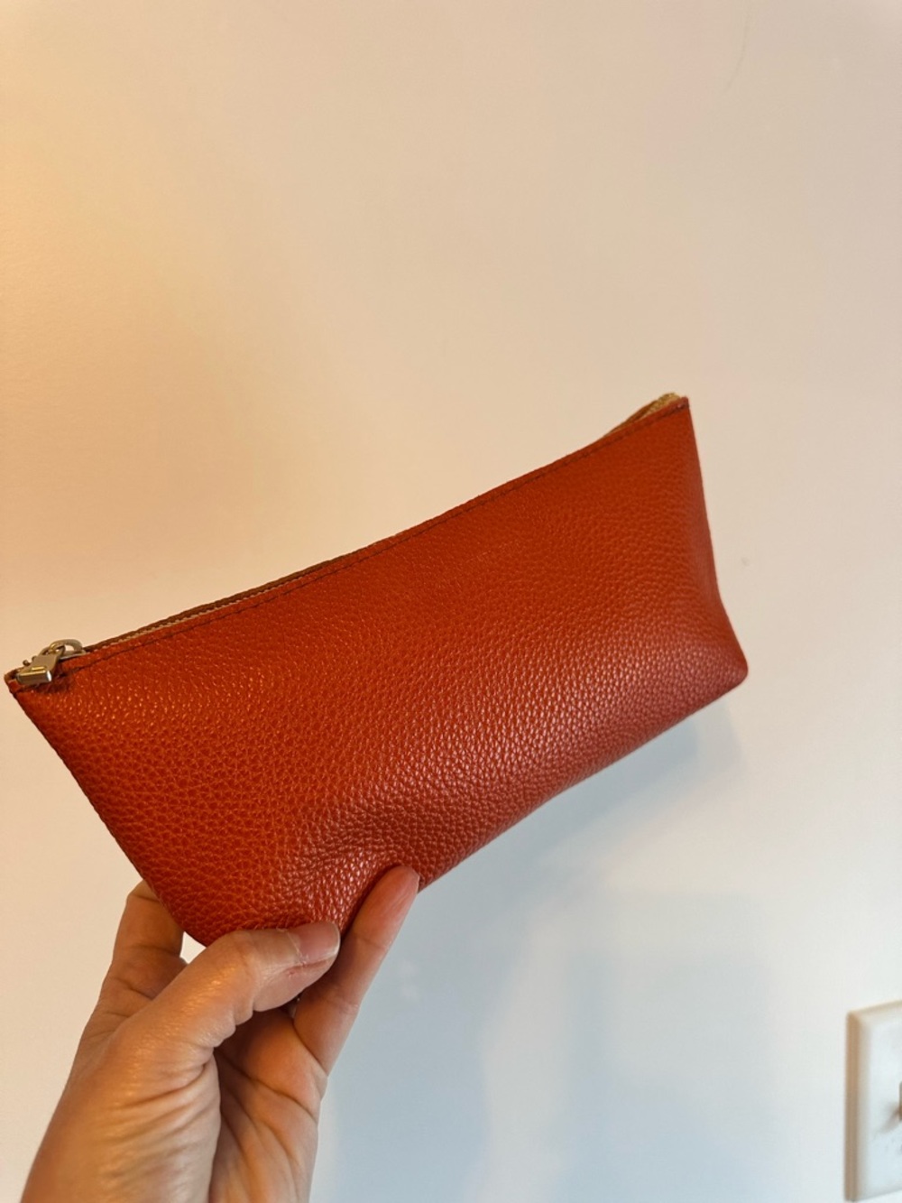 NWOT Portland Leather Koi Leather Zip utility bag - Picture 4 of 8